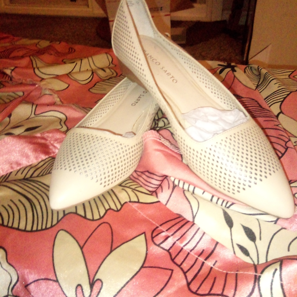 Franco Sarto beige wedge size 8 nev we t worn pointed toe